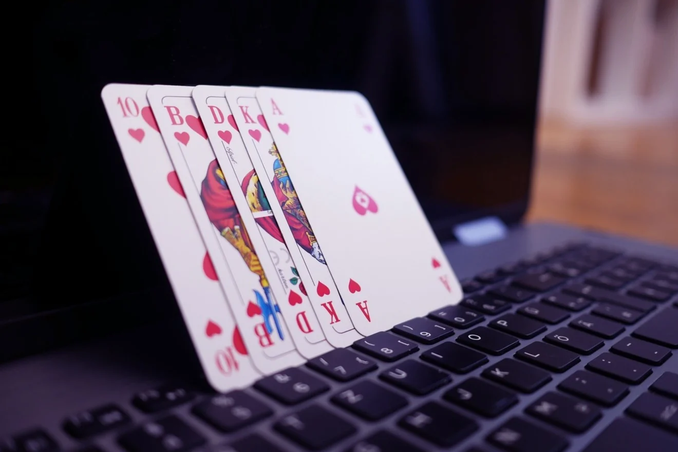 Online Casino Cards